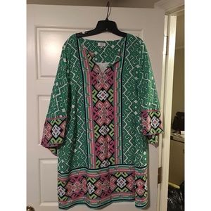 Crown & Ivy shift dress